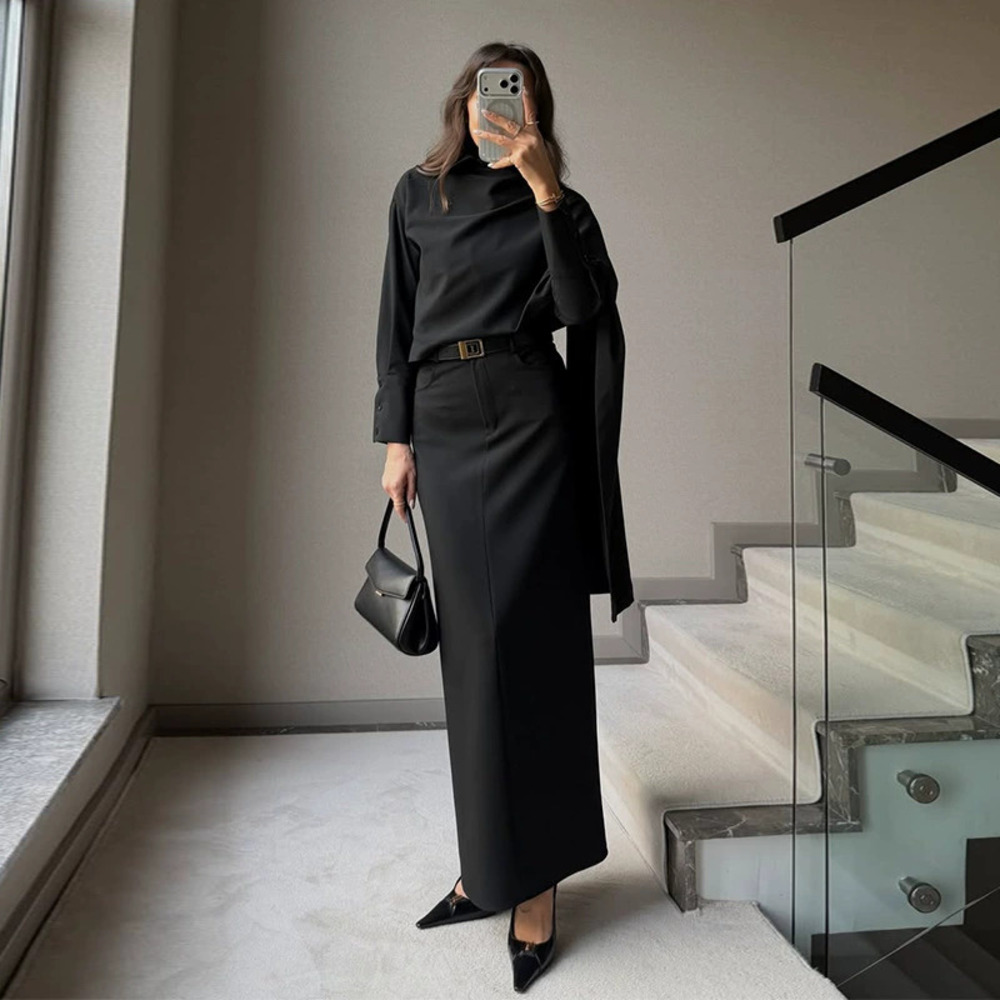 Forever 21 Solid Black Elegant Long-Sleeve Fitted Summer Dress